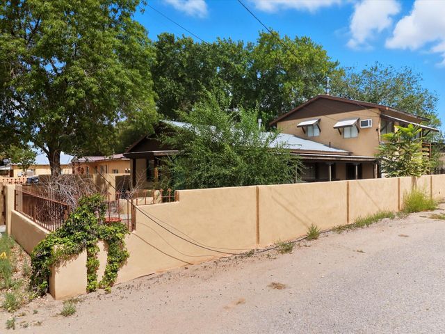 1174 CALLE SAN LORENZO, Bernalillo, NM 87004