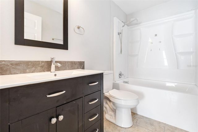 2225 SANDRIDGE CIRCLE, Eustis, FL 32726