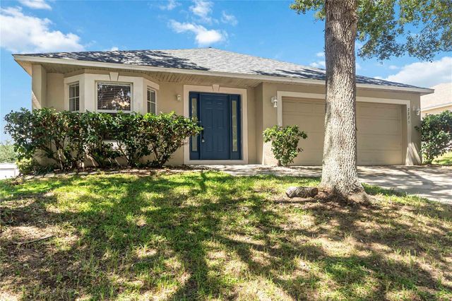 2225 SANDRIDGE CIRCLE, Eustis, FL 32726