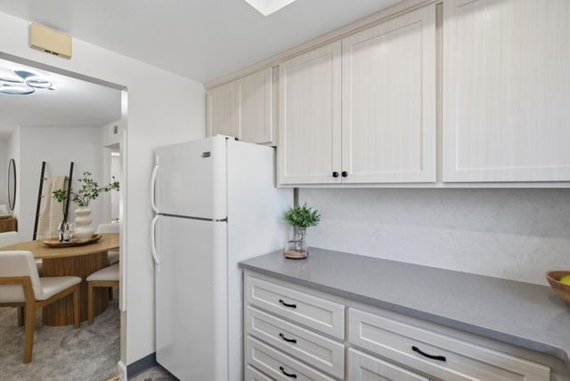 2201 Monroe Street 1004, Santa Clara, CA 95050