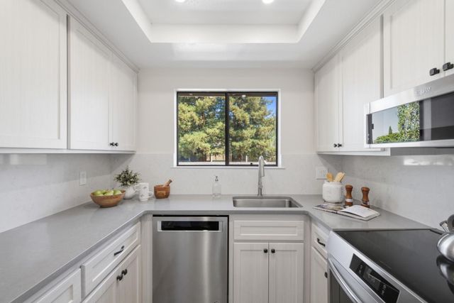 2201 Monroe Street 1004, Santa Clara, CA 95050