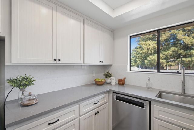 2201 Monroe Street 1004, Santa Clara, CA 95050