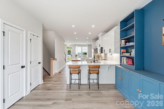 1063 Simcoe Lane, Charlotte, NC 28217