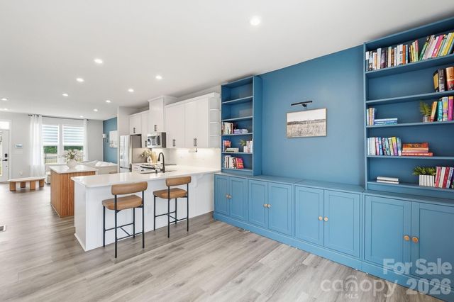 1063 Simcoe Lane, Charlotte, NC 28217