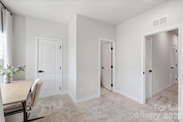 1063 Simcoe Lane, Charlotte, NC 28217
