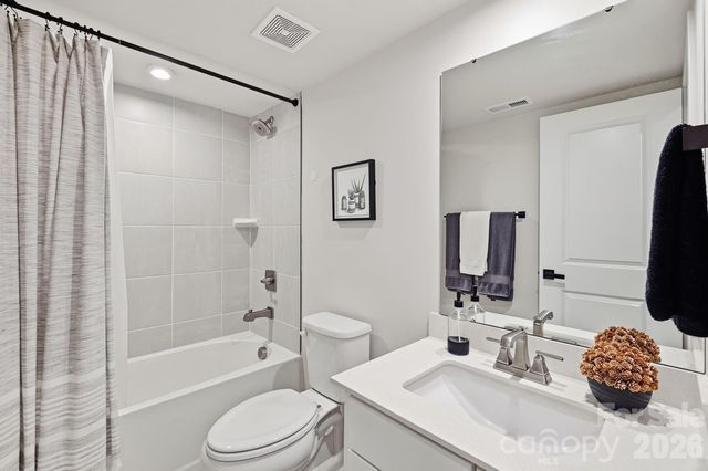 1063 Simcoe Lane, Charlotte, NC 28217