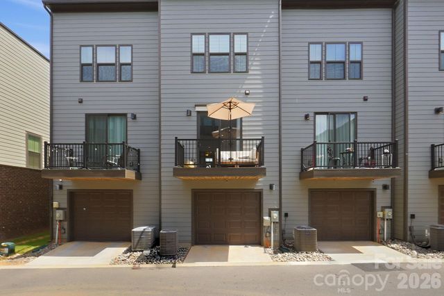 1063 Simcoe Lane, Charlotte, NC 28217