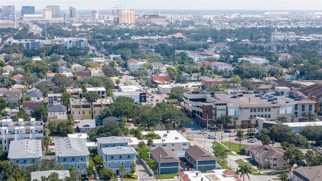 216 S TAMPANIA AVENUE, Tampa, FL 33609