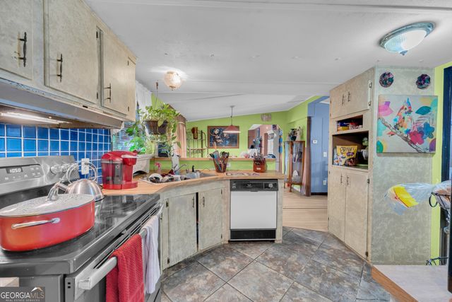 70 Old Chism Trail, Lavonia, GA 30553