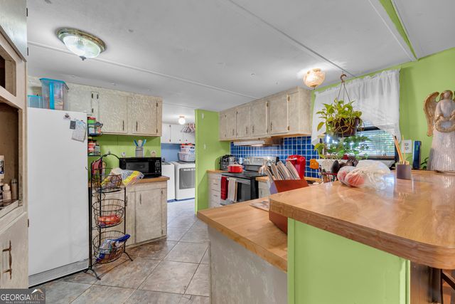 70 Old Chism Trail, Lavonia, GA 30553