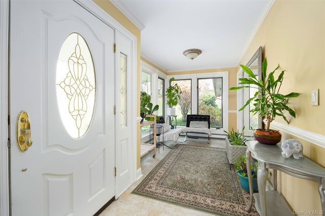 22 Country Club Road, Hopewell Junction, NY 12533