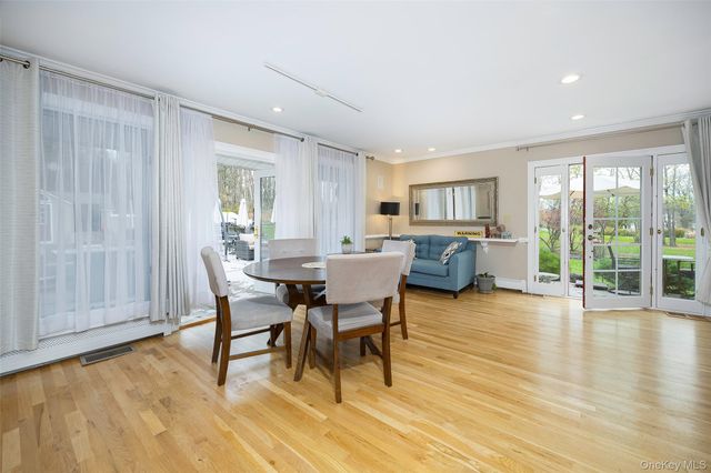 22 Country Club Road, Hopewell Junction, NY 12533