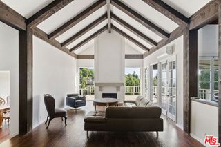 1478 Sunset Plaza Drive, West Hollywood, CA 90069