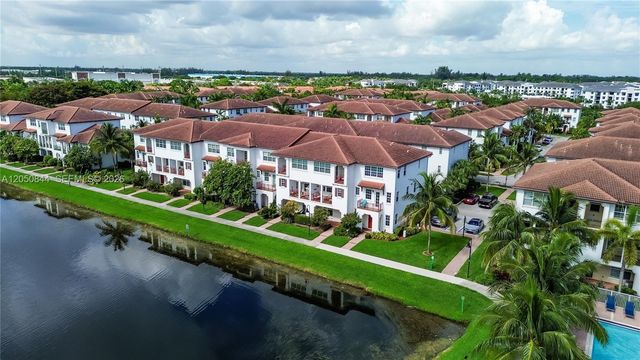2828 SW 119th Way, Miramar, FL 33025