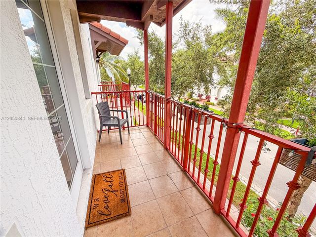 2828 SW 119th Way, Miramar, FL 33025