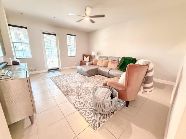 2828 SW 119th Way, Miramar, FL 33025