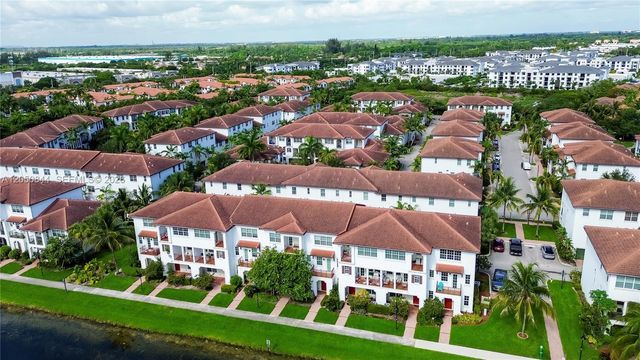 2828 SW 119th Way, Miramar, FL 33025