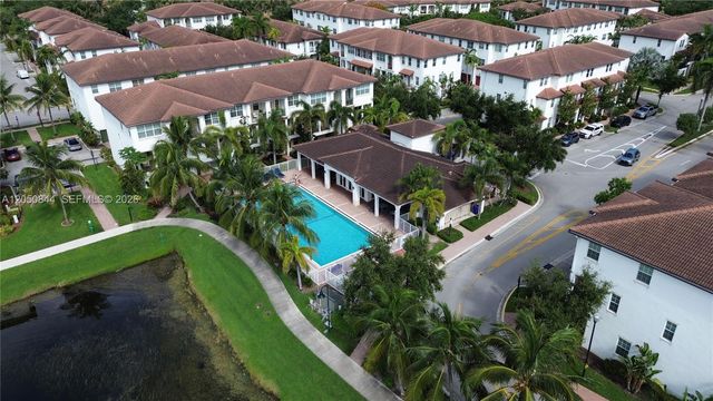 2828 SW 119th Way, Miramar, FL 33025
