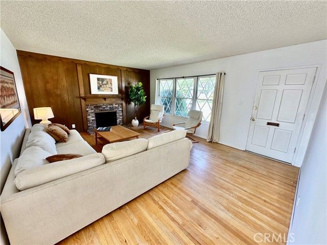 521 S Falcon, Anaheim, CA 92804