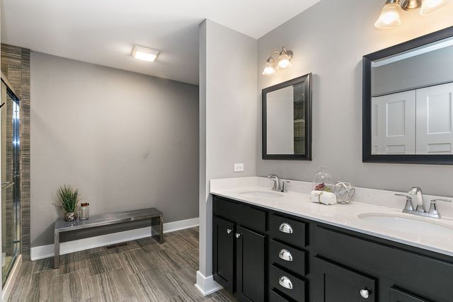 4275 Fiona Lane, Lisle, IL 60532