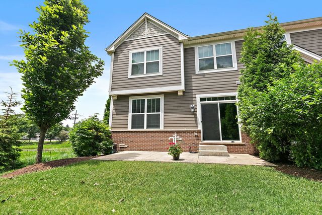 4275 Fiona Lane, Lisle, IL 60532