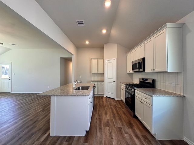 25766 John Wayne Road, Splendora, TX 77372