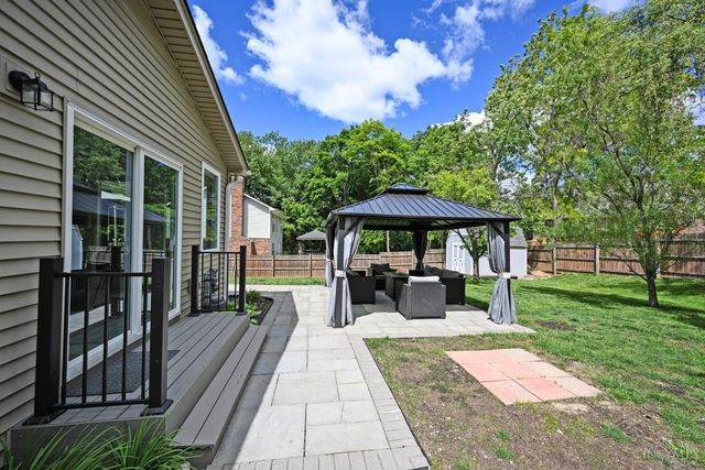 7712 Stonehill Drive, Anderson Twp, OH 45255