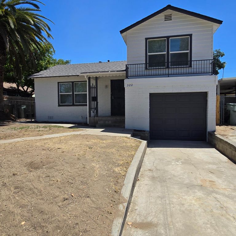 Image 1 of property listing at 322 E Kearney Boulevard, Fresno, CA 93706