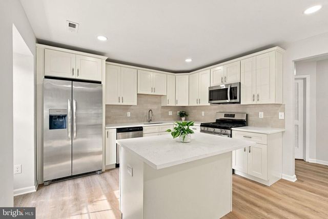 6073 TRIDENT LN, Woodbridge, VA 22193