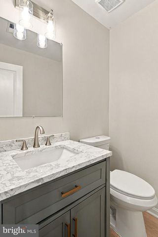 6073 TRIDENT LN, Woodbridge, VA 22193