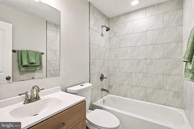6073 TRIDENT LN, Woodbridge, VA 22193