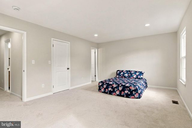 6073 TRIDENT LN, Woodbridge, VA 22193