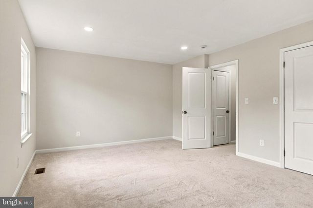 6073 TRIDENT LN, Woodbridge, VA 22193