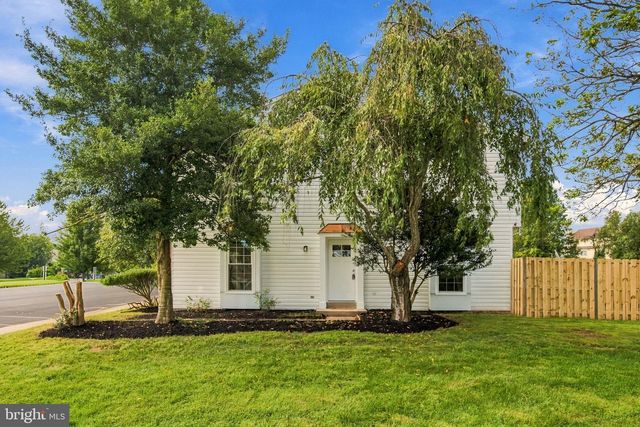 6073 TRIDENT LN, Woodbridge, VA 22193