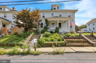 393 MAIN ST, Mohrsville, PA 19541
