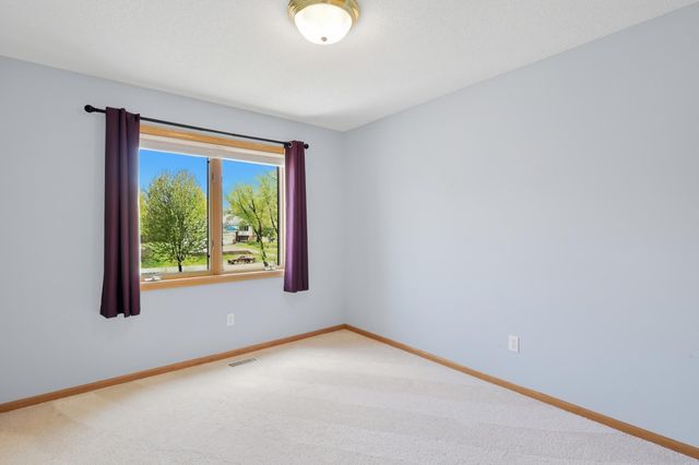 22630 Janero Avenue, Forest Lake, MN 55025
