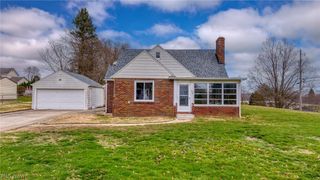 333 17th Street NW, Barberton, OH 44203