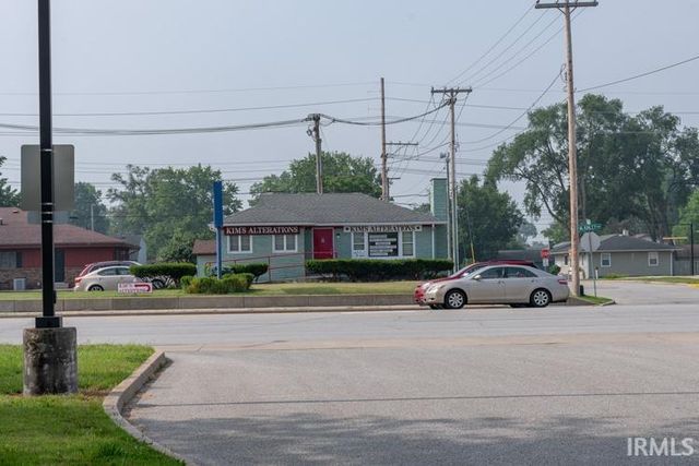 201 E Mckinley Avenue, Mishawaka, IN 46545