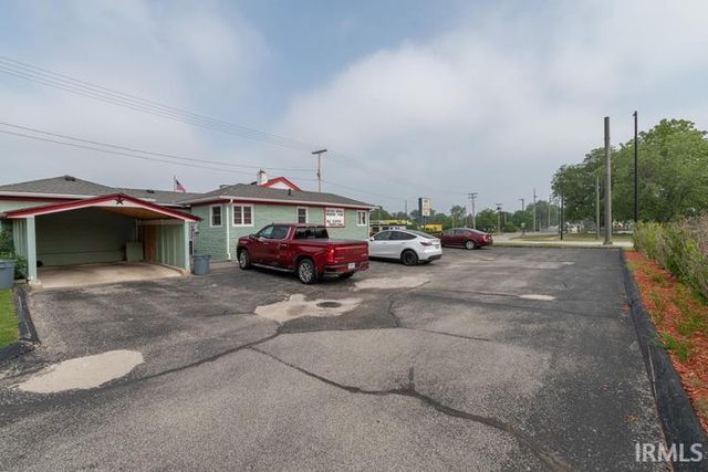 201 E Mckinley Avenue, Mishawaka, IN 46545