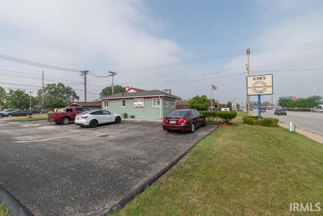 201 E Mckinley Avenue, Mishawaka, IN 46545
