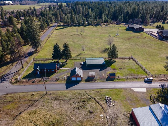 56 JENNINGS Rd, Trout Lake, WA 98650