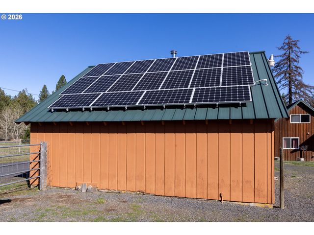 56 JENNINGS Rd, Trout Lake, WA 98650