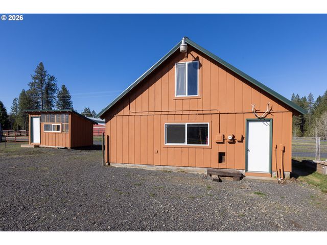 56 JENNINGS Rd, Trout Lake, WA 98650