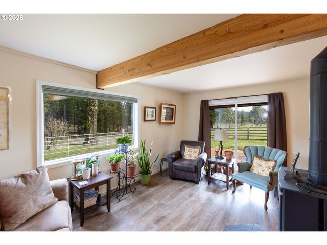 56 JENNINGS Rd, Trout Lake, WA 98650