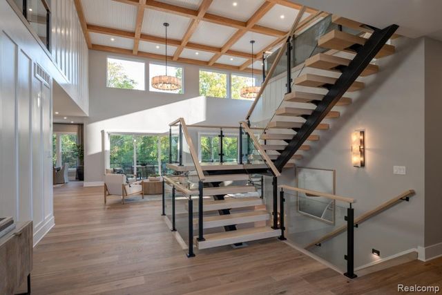 138 Maple Leaf Lane, Ann Arbor, MI 48105