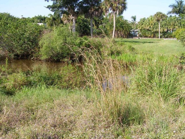 506 NE Oleander Avenue, Port St. Lucie, FL 34952