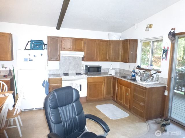 22 Swal:lech Lane, Lopez Island, WA 98261