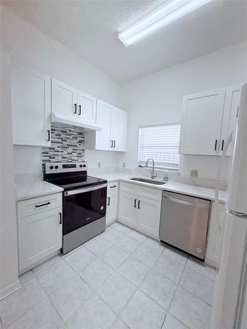 11732 CUXHAM DRIVE, Orlando, FL 32837