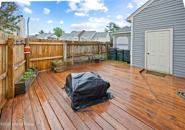 751 Yorkwood Pl, Louisville, KY 40223