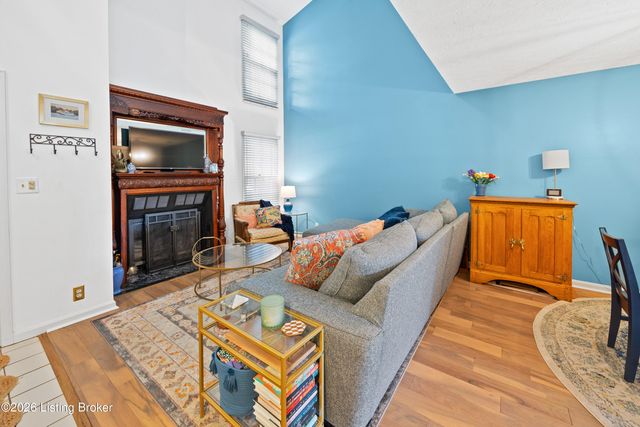 751 Yorkwood Pl, Louisville, KY 40223